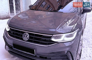 Позашляховик / Кросовер Volkswagen Tiguan 2022 в Києві