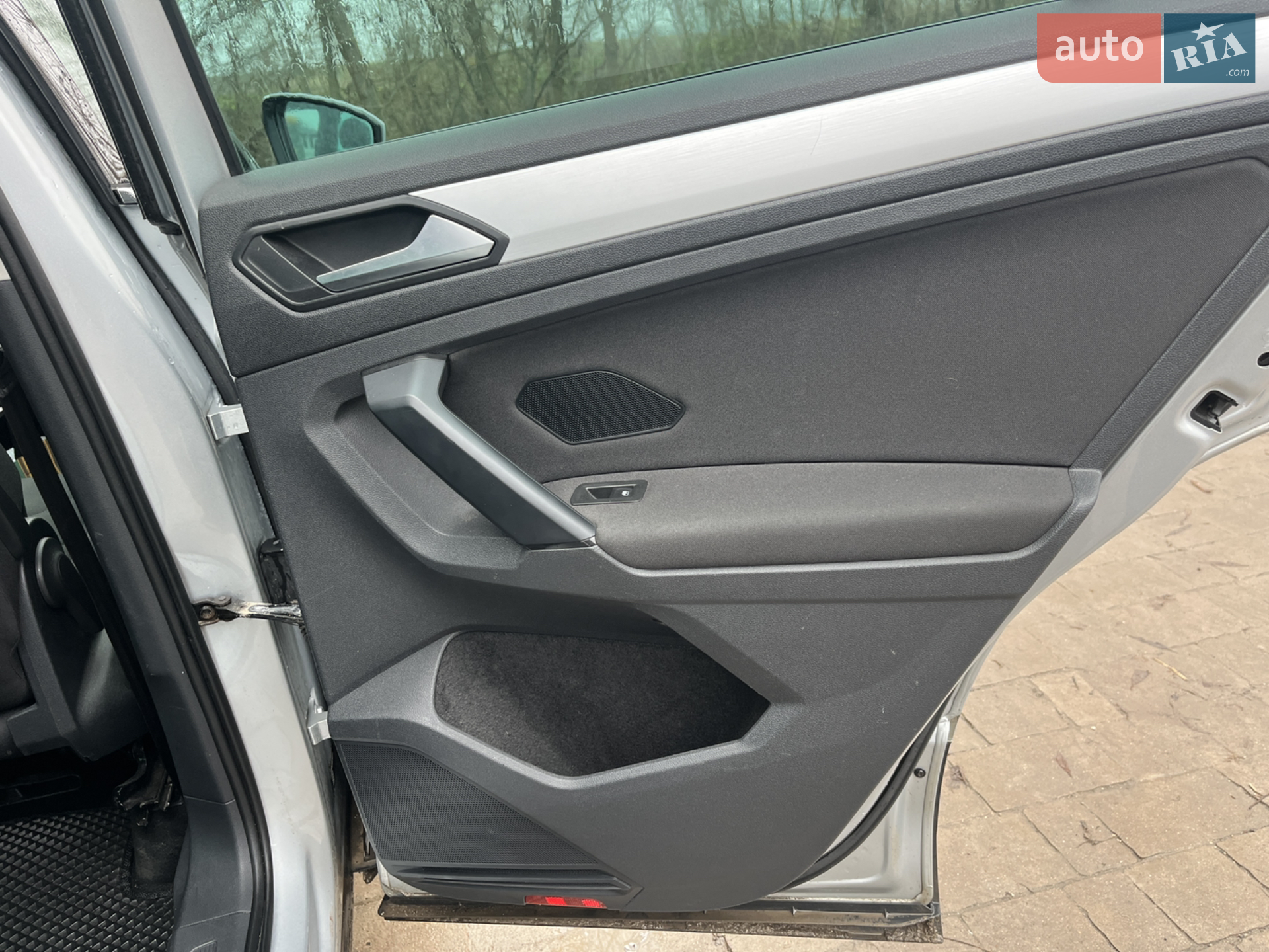 2018 Volkswagen Tiguan - мініатюра 16