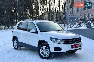 Внедорожник / Кроссовер Volkswagen Tiguan 2016 в Виннице