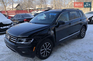 Внедорожник / Кроссовер Volkswagen Tiguan 2021 в Ирпене