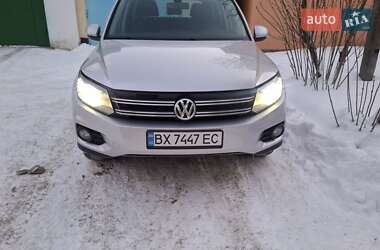 Позашляховик / Кросовер Volkswagen Tiguan 2015 в Кам'янець-Подільському