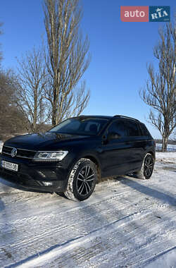 Внедорожник / Кроссовер Volkswagen Tiguan 2020 в Верхнеднепровске