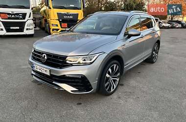 Позашляховик / Кросовер Volkswagen Tiguan 2020 в Києві