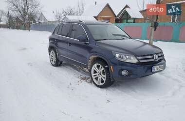 Внедорожник / Кроссовер Volkswagen Tiguan 2016 в Хмельницком