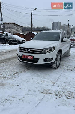 Внедорожник / Кроссовер Volkswagen Tiguan 2012 в Киеве