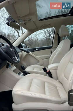 Позашляховик / Кросовер Volkswagen Tiguan 2011 в Тернополі