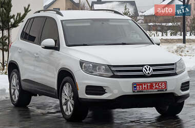 Внедорожник / Кроссовер Volkswagen Tiguan 2017 в Луцке