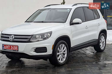 Внедорожник / Кроссовер Volkswagen Tiguan 2017 в Луцке