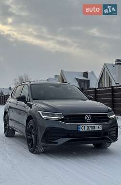 Внедорожник / Кроссовер Volkswagen Tiguan 2024 в Киеве