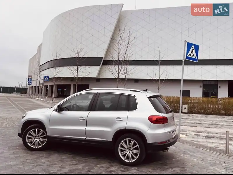 Volkswagen Tiguan 2016 VIN WVGAV7AX0GW578791 фото оголошення 5 з 47