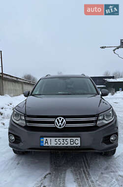 Позашляховик / Кросовер Volkswagen Tiguan 2015 в Львові