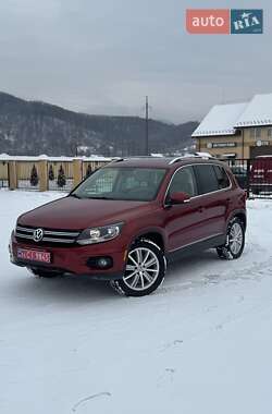 Позашляховик / Кросовер Volkswagen Tiguan 2013 в Довгому