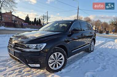 Внедорожник / Кроссовер Volkswagen Tiguan 2018 в Житомире