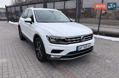 Внедорожник / Кроссовер Volkswagen Tiguan 2017 в Запорожье