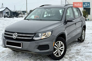 Внедорожник / Кроссовер Volkswagen Tiguan 2016 в Новояворовске