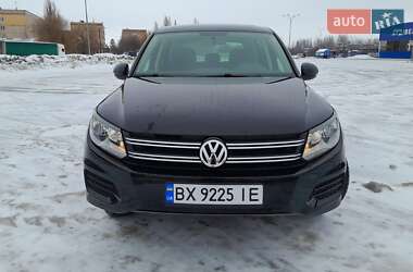 Внедорожник / Кроссовер Volkswagen Tiguan 2012 в Каменец-Подольском