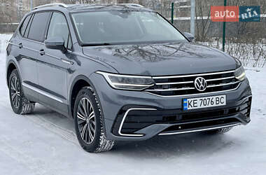 Позашляховик / Кросовер Volkswagen Tiguan 2024 в Кам'янському