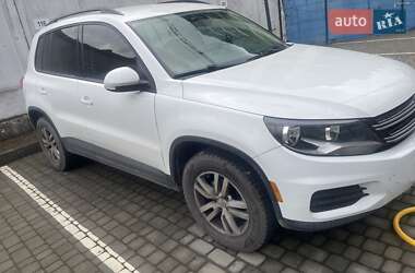 Внедорожник / Кроссовер Volkswagen Tiguan 2015 в Львове