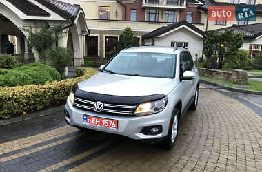 Внедорожник / Кроссовер Volkswagen Tiguan 2015 в Львове