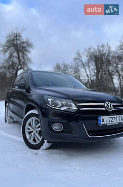 Позашляховик / Кросовер Volkswagen Tiguan 2016 в Львові