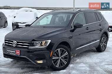 Позашляховик / Кросовер Volkswagen Tiguan 2017 в Львові