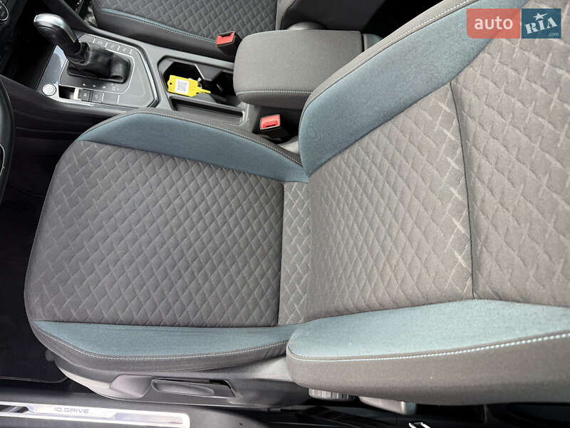 Внедорожник / Кроссовер Volkswagen Tiguan 2019 в Луцке