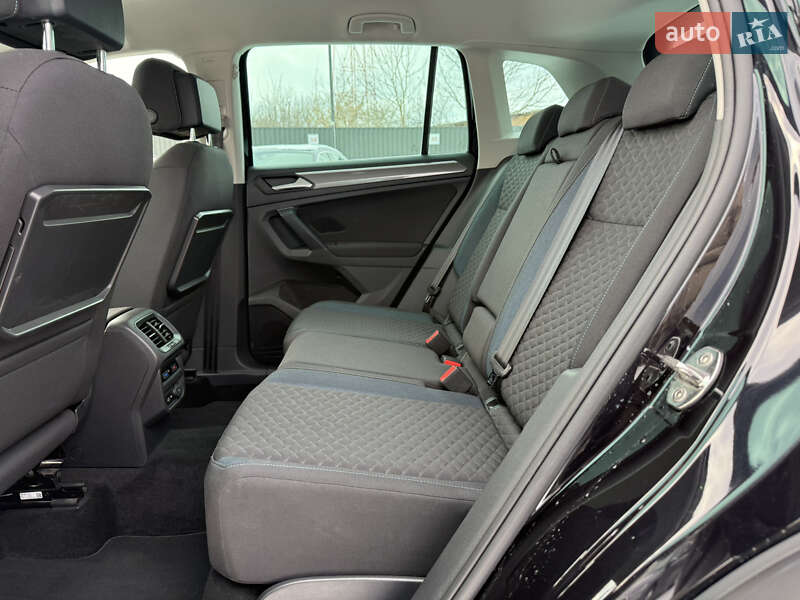 Внедорожник / Кроссовер Volkswagen Tiguan 2019 в Луцке