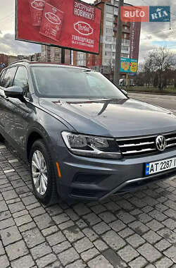 Внедорожник / Кроссовер Volkswagen Tiguan 2018 в Луцке