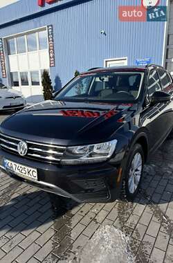 Внедорожник / Кроссовер Volkswagen Tiguan 2017 в Виннице