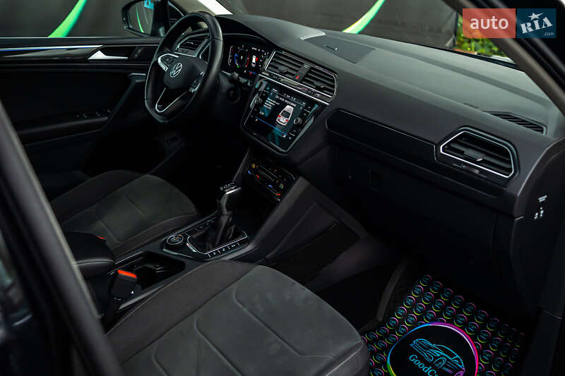 Внедорожник / Кроссовер Volkswagen Tiguan 2021 в Луцке