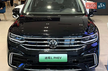 Позашляховик / Кросовер Volkswagen Tiguan 2024 в Києві