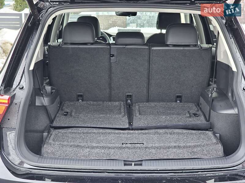 Внедорожник / Кроссовер Volkswagen Tiguan 2023 в Ровно