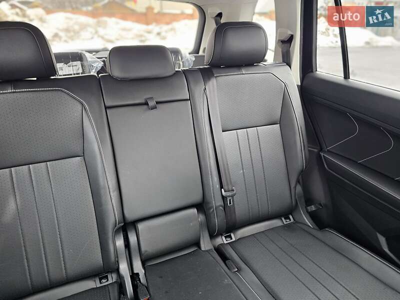 Внедорожник / Кроссовер Volkswagen Tiguan 2023 в Ровно