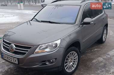 Позашляховик / Кросовер Volkswagen Tiguan 2010 в Кропивницькому