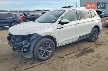 Внедорожник / Кроссовер Volkswagen Tiguan 2023 в Львове