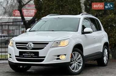 Позашляховик / Кросовер Volkswagen Tiguan 2010 в Одесі