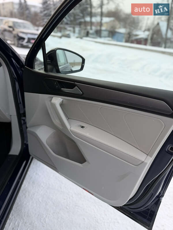 Внедорожник / Кроссовер Volkswagen Tiguan 2023 в Луцке