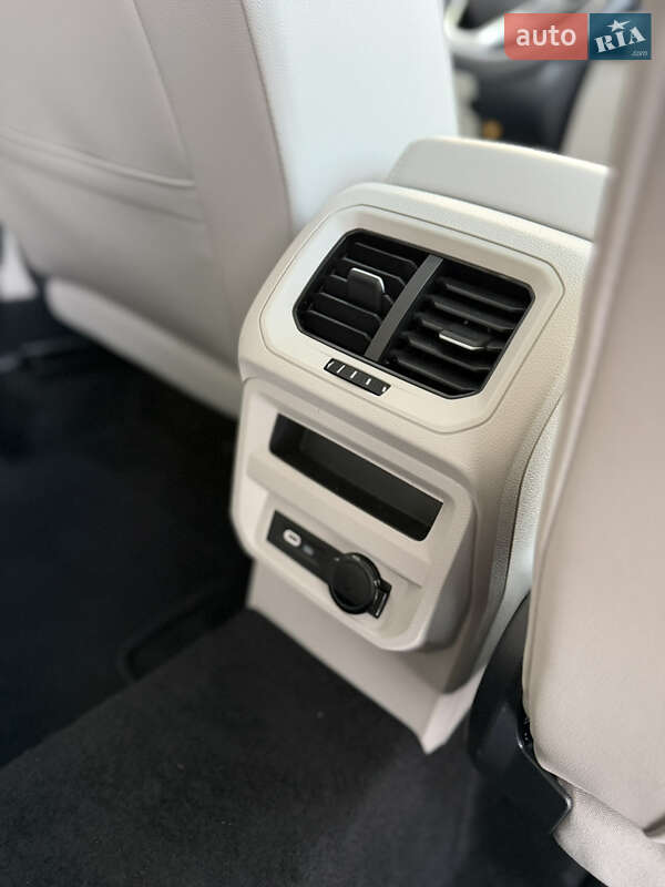 Внедорожник / Кроссовер Volkswagen Tiguan 2023 в Луцке