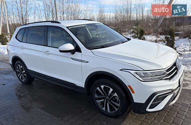 Позашляховик / Кросовер Volkswagen Tiguan 2024 в Львові