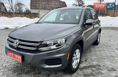 Позашляховик / Кросовер Volkswagen Tiguan 2016 в Дубні