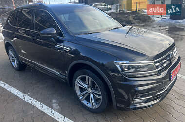 Внедорожник / Кроссовер Volkswagen Tiguan 2021 в Тернополе