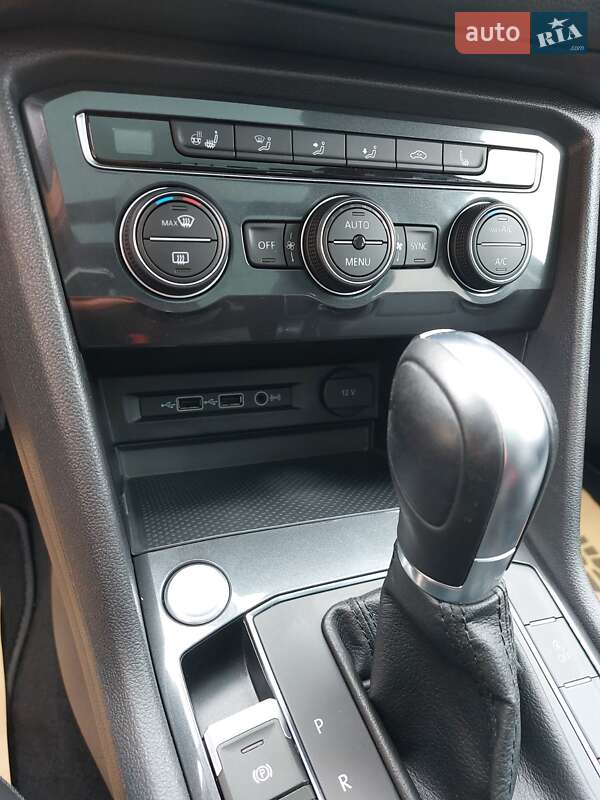 Внедорожник / Кроссовер Volkswagen Tiguan 2018 в Луцке фото 53 Внедорожник / Кроссовер Volkswagen Tiguan 2018 в Луцке