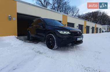 Внедорожник / Кроссовер Volkswagen Tiguan 2021 в Луцке