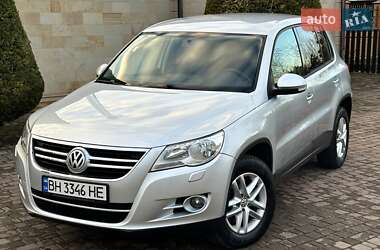 Внедорожник / Кроссовер Volkswagen Tiguan 2009 в Одессе