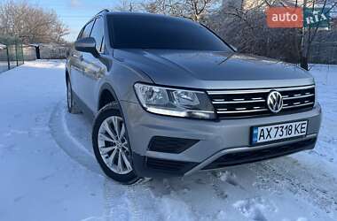 Внедорожник / Кроссовер Volkswagen Tiguan 2019 в Харькове