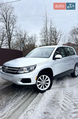 Внедорожник / Кроссовер Volkswagen Tiguan 2017 в Львове