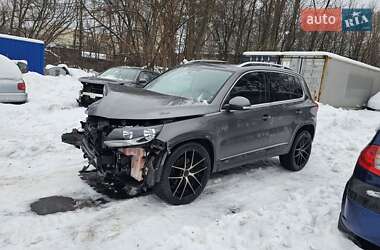 Внедорожник / Кроссовер Volkswagen Tiguan 2014 в Киеве