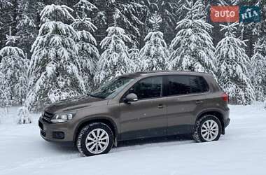 Позашляховик / Кросовер Volkswagen Tiguan 2014 в Дніпрі