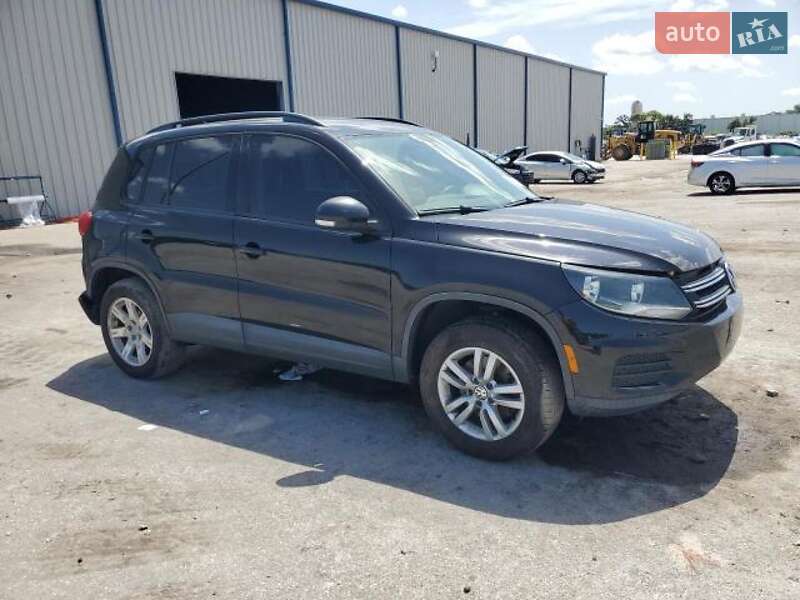 Volkswagen Tiguan 2015