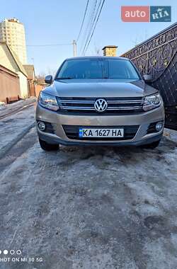 Внедорожник / Кроссовер Volkswagen Tiguan 2015 в Киеве